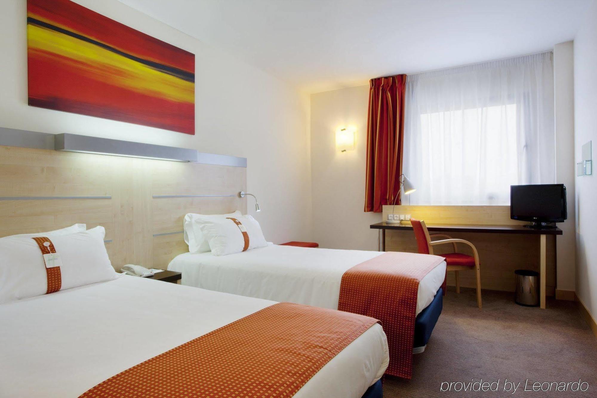 Holiday Inn Express Vitoria By Ihg Cameră foto
